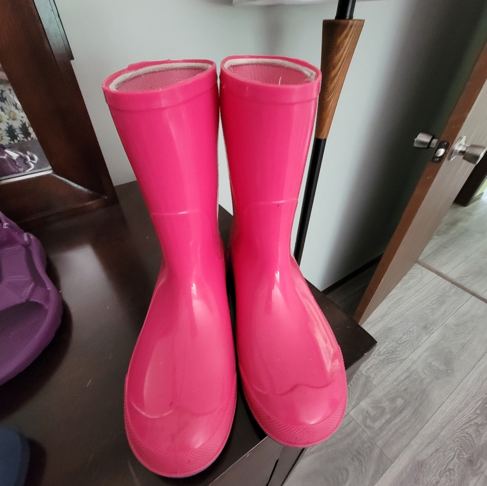 Rain boots